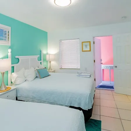 Cabanas Of Treasure Island